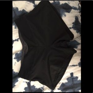 Black Lulu lemon shorts